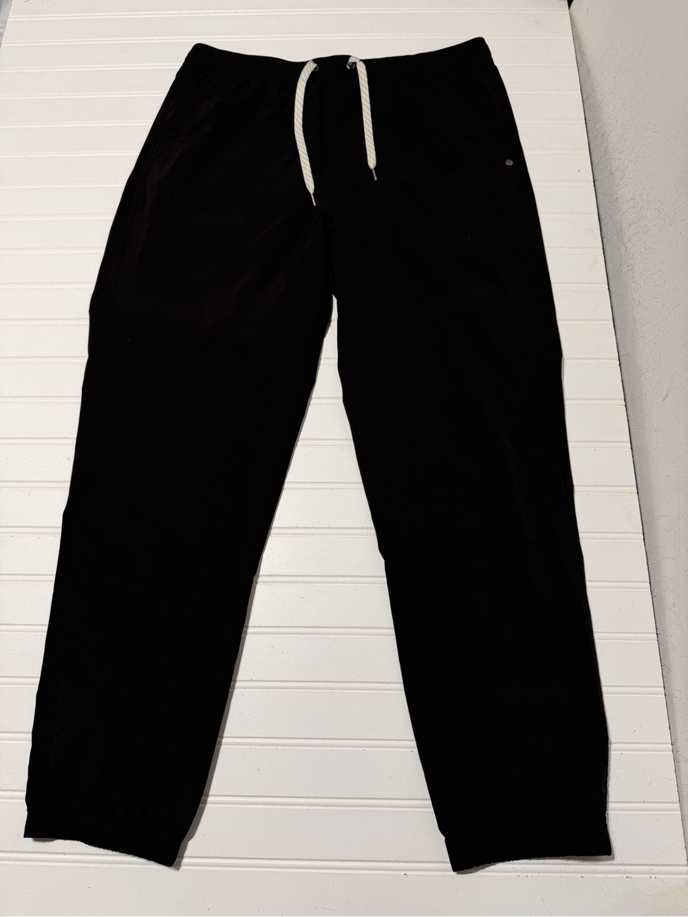 Vuori Kore Jogger - Black - Men’s Size Large - V456 Athletic Pants